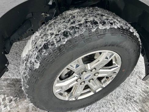 Used 2023 Ford F150 Lariat image 25