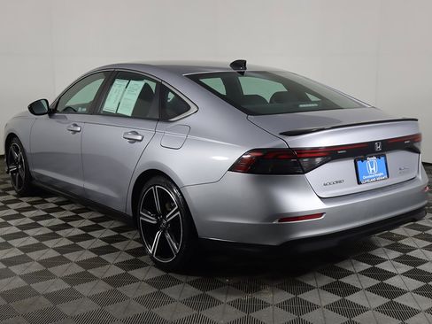 Used 2023 Honda Accord Sport image 7