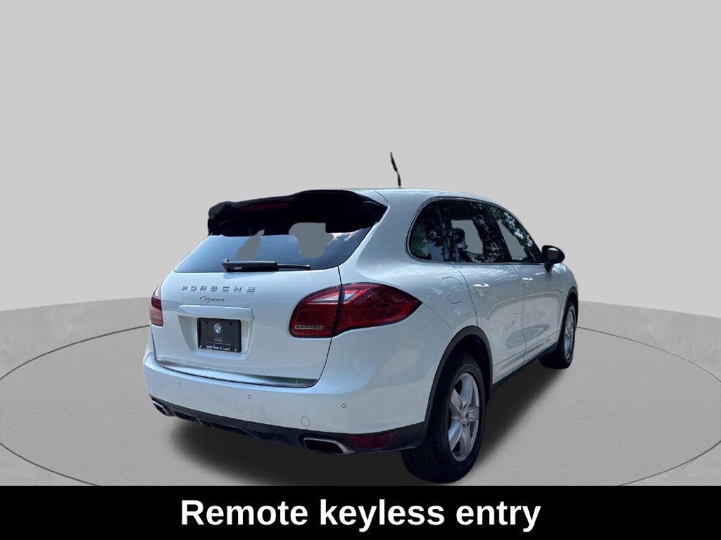 Used 2013 Porsche Cayenne Diesel AWD/4WD image 5