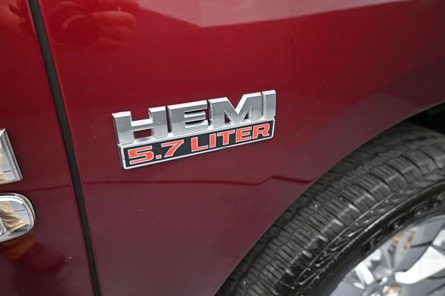 Used 2017 RAM 1500 Lone Star AWD/4WD image 5