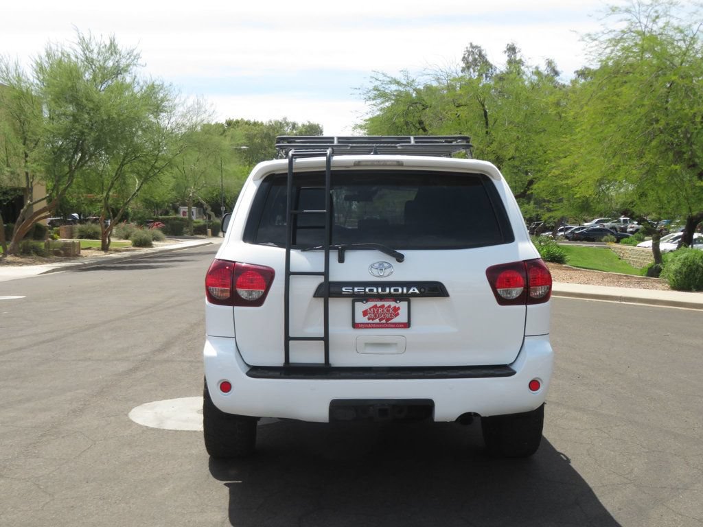 Used 2019 Toyota Sequoia TRD Sport AWD/4WD image 12