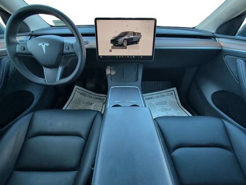 Used 2024 Tesla Model Y Long Range AWD/4WD image 10