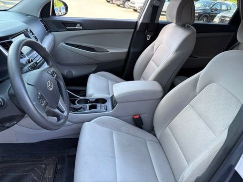 Used 2018 Hyundai Tucson SEL FWD image 9