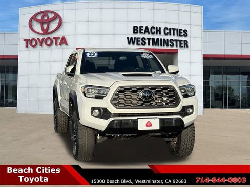Used 2023 Toyota Tacoma TRD Sport AWD/4WD image 3