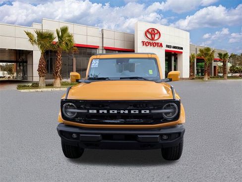 Used 2022 Ford Bronco Outer Banks image 9