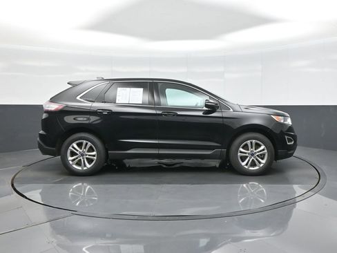 Used 2016 Ford Edge SEL w/ Equipment Group 201A AWD/4WD image 8