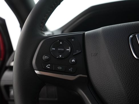 Used 2024 Honda Odyssey Sport image 28