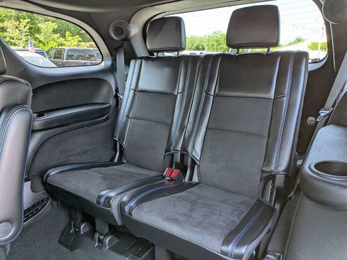 Used 2022 Dodge Durango R/T w/ Tow 'N Go Package AWD/4WD image 31