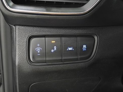 Used 2019 Hyundai Santa Fe SE w/ Cargo Package image 22