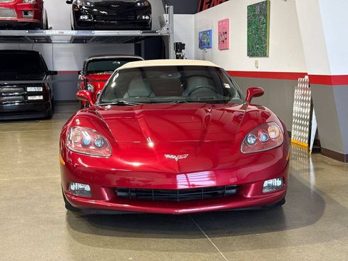 Used 2008 Chevrolet Corvette Convertible w/ Preferred Equipment Group RWD image 33