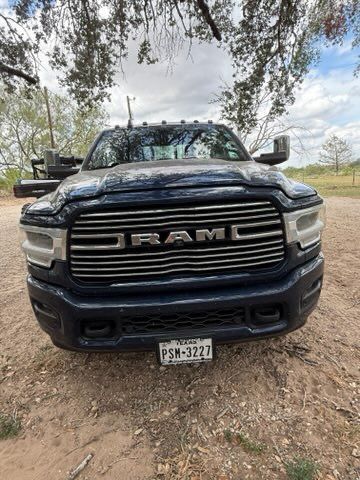 Used 2021 RAM 2500 Laramie AWD/4WD image 7