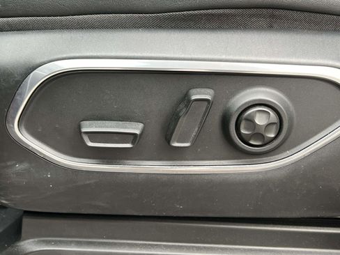 Used 2022 Jeep Wagoneer Series II image 19