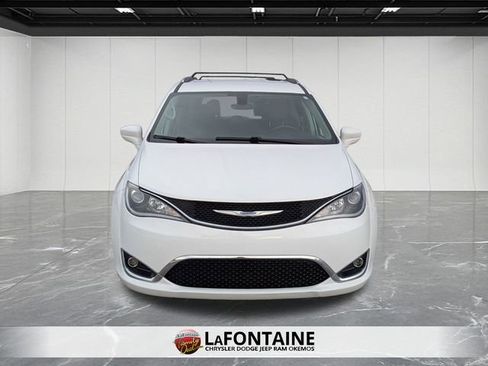 Certified 2018 Chrysler Pacifica Touring-L Plus image 8