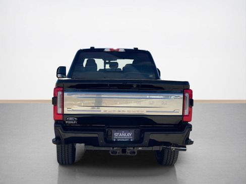 New 2026 Ford F250 Platinum w/ Platinum Plus Package image 6