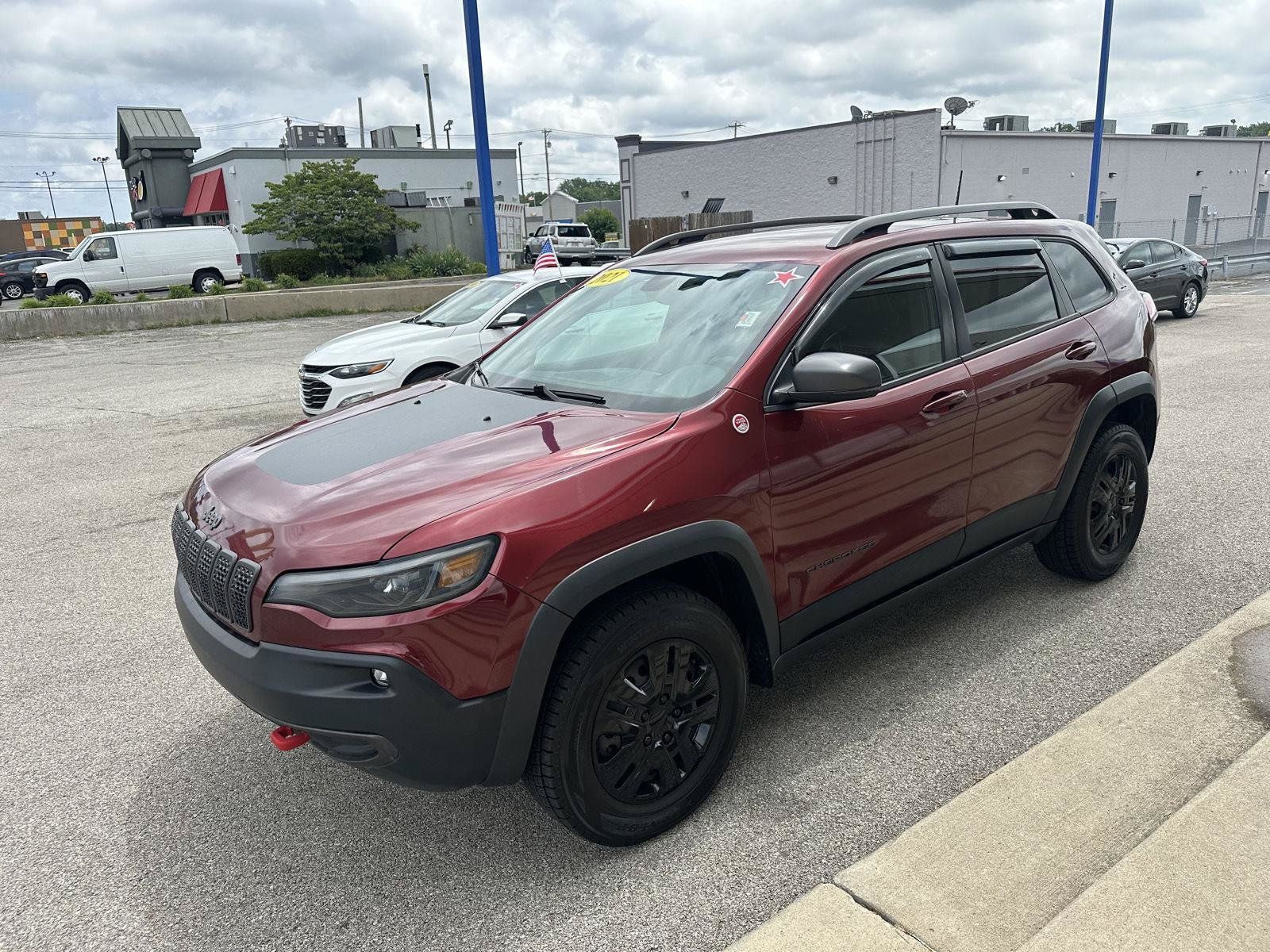 Used 2021 Jeep Cherokee Trailhawk w/ Comfort & Convenience Group AWD/4WD image 7