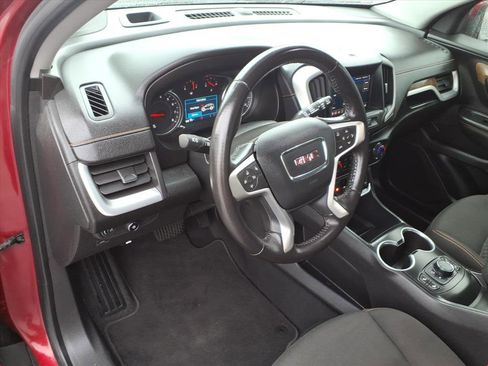 Used 2021 GMC Terrain SLE w/ Driver Convenience Package image 9