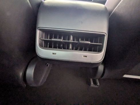 Used 2021 Tesla Model 3 Long Range image 29