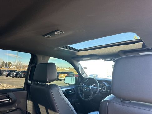 Used 2023 GMC Sierra 1500 AT4 w/ Technology Package image 25