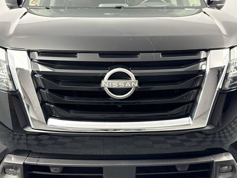 Used 2023 Nissan Pathfinder Platinum w/ Cargo Package image 37