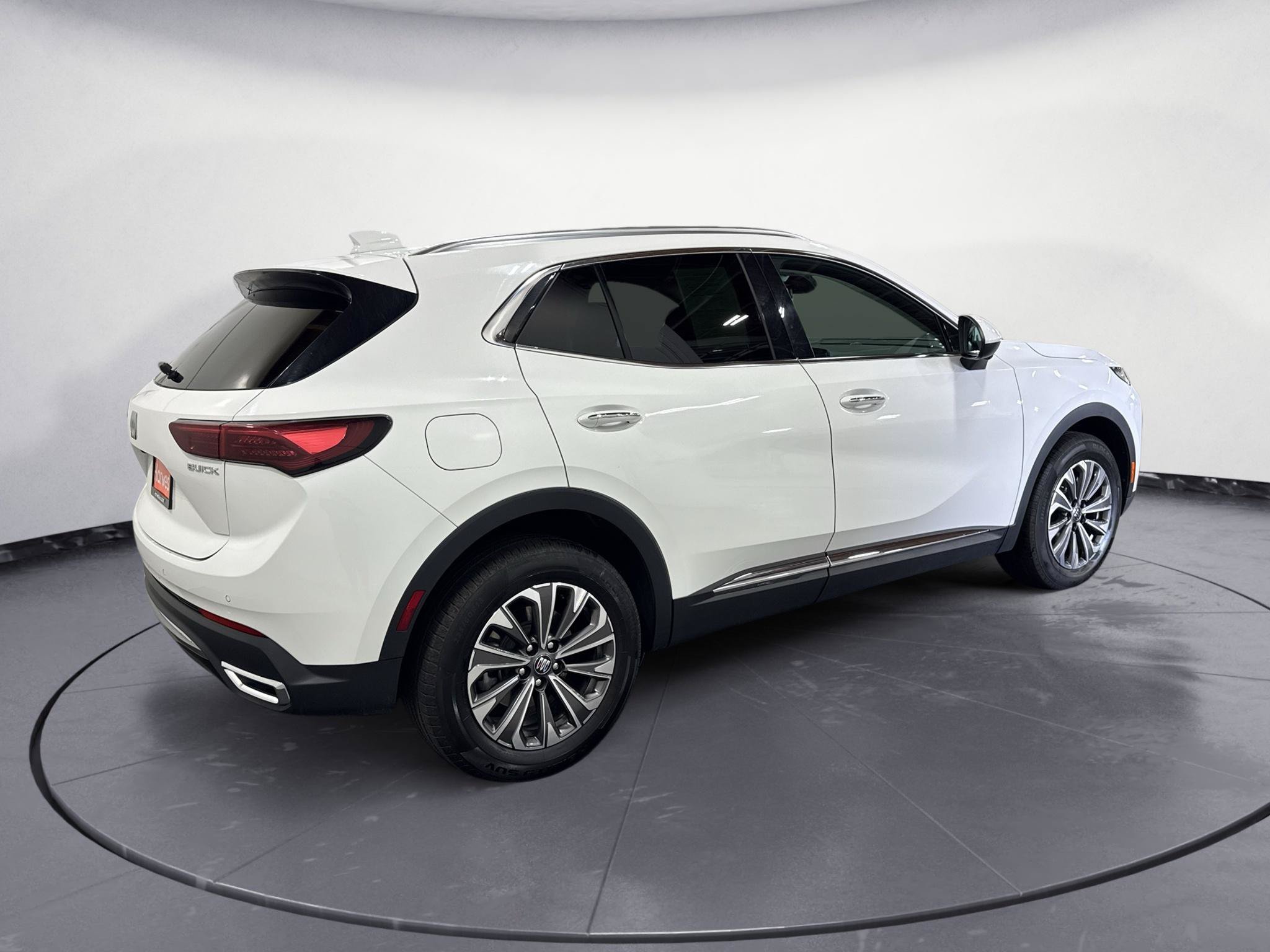 Certified 2024 Buick Envision Preferred AWD/4WD image 23