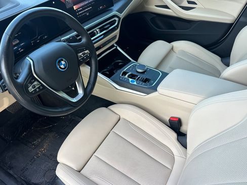 Certified 2023 BMW i4 eDrive40 RWD image 11