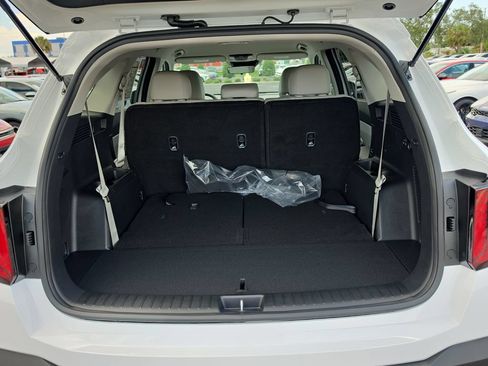 New 2026 Kia Sorento S FWD image 10