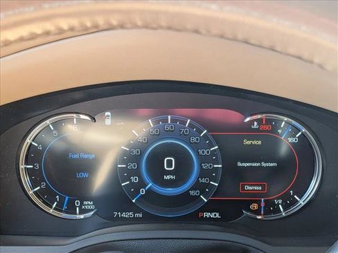 Used 2018 Cadillac Escalade Platinum image 11