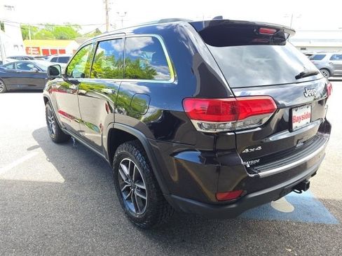 Used 2019 Jeep Grand Cherokee Limited image 32