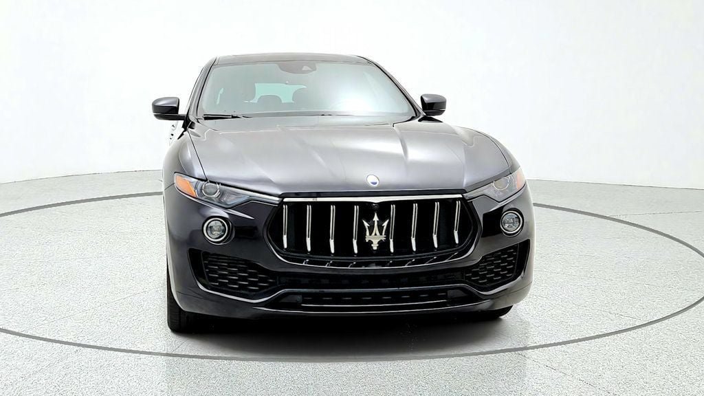 Used 2023 Maserati Levante GT AWD/4WD image 2
