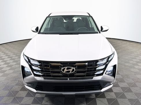 Used 2026 Hyundai Tucson SE FWD image 2