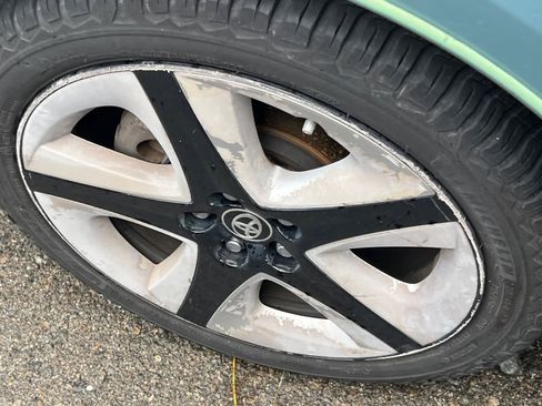 Used 2016 Toyota Prius Three Touring image 14