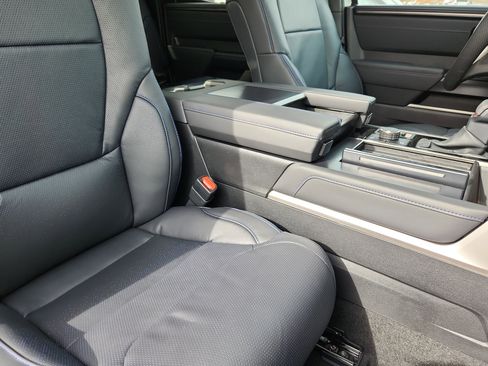 New 2026 Toyota Tundra Platinum w/ TRD Off-Road Package image 12