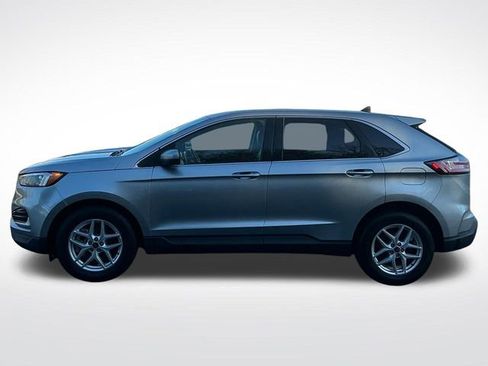 Used 2023 Ford Edge SEL image 3