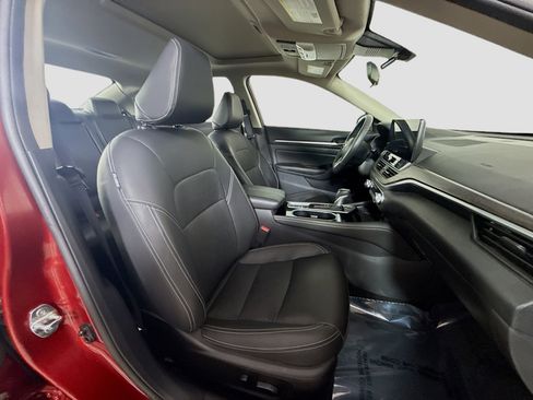 Used 2024 Nissan Altima 2.5 SL image 29