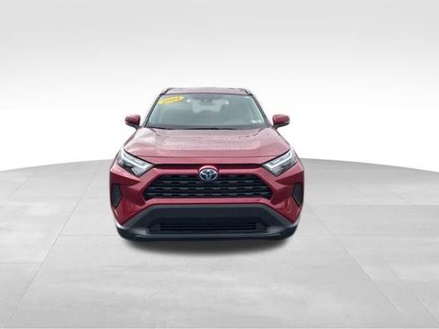 Certified 2024 Toyota RAV4 XLE w/ Convenience Package image 9