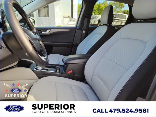 Used 2026 Ford Escape Active w/ Active Premium Tech Pack FWD image 11