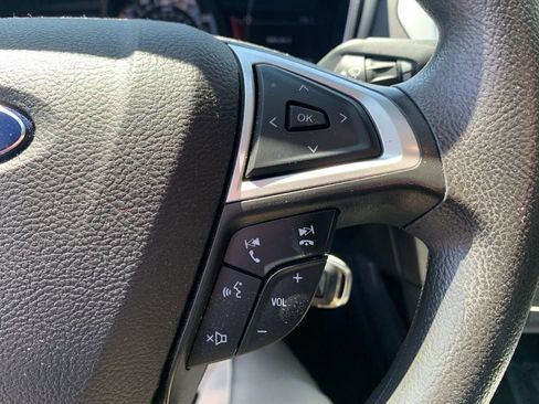 Used 2016 Ford Fusion SE image 35