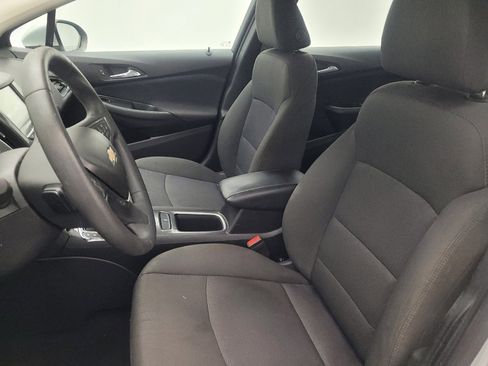 Used 2017 Chevrolet Cruze LT w/ Convenience Package FWD image 17
