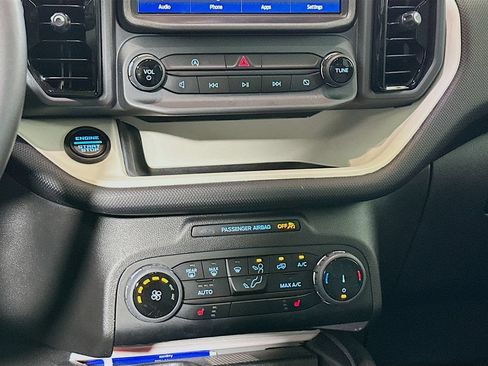 Used 2024 Ford Bronco Sport Heritage w/ Heritage Convenience Package AWD/4WD image 14