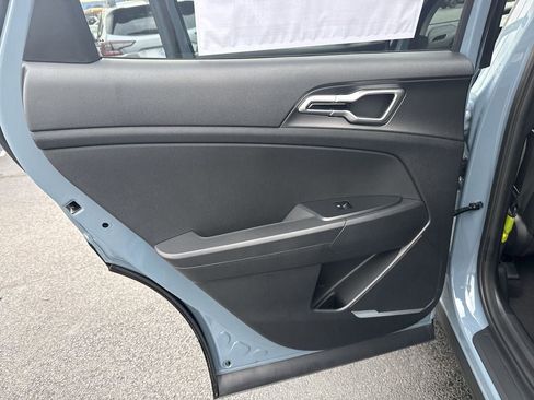 New 2026 Kia Sportage S image 24