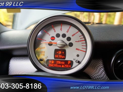 Used 2009 MINI Cooper Clubman S w/ Sport Pkg image 19