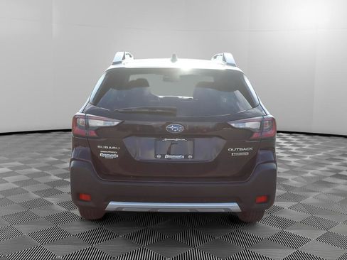 Used 2023 Subaru Outback Touring image 5