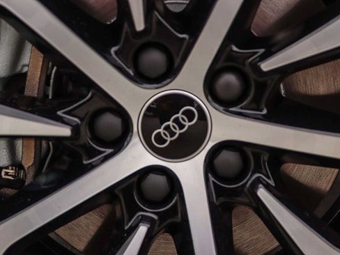 New 2026 Audi Q3 quattro 2.0T AWD/4WD image 15