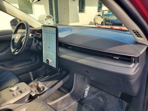 Used 2024 Ford Mustang Mach-E Select w/ Comfort Package Lite image 34