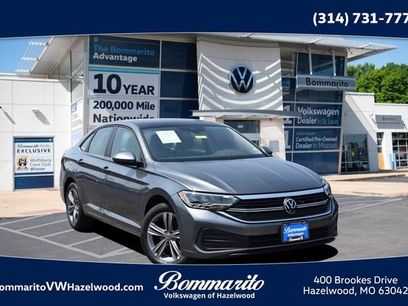 Certified 2023 Volkswagen Jetta SE w/ Panoramic Sunroof Package