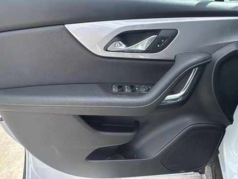 Used 2023 Chevrolet Blazer LT w/ Driver Confidence Package image 11