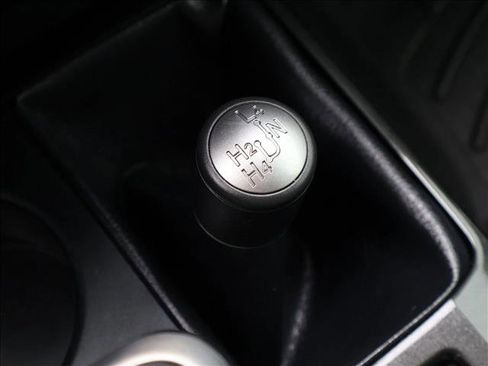 Used 2015 Toyota 4Runner Trail Premium AWD/4WD image 18