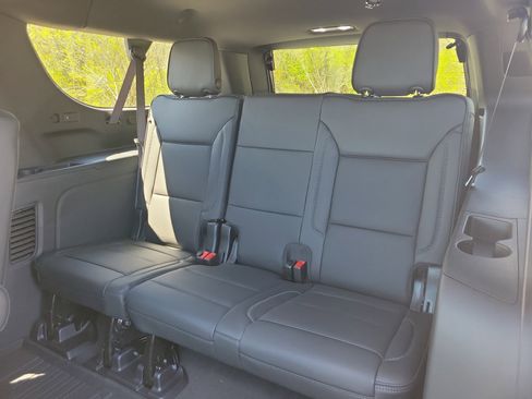 New 2026 GMC Yukon XL Denali w/ Sun & Power Step Package AWD/4WD image 29