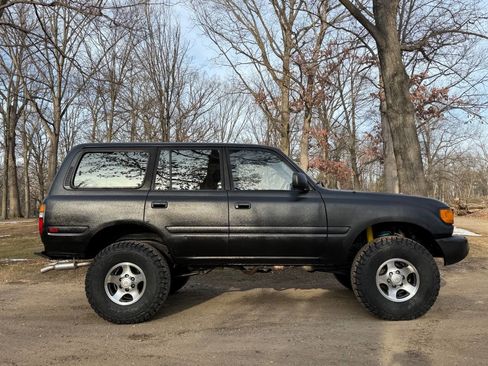 Used 1996 Toyota Land Cruiser image 16
