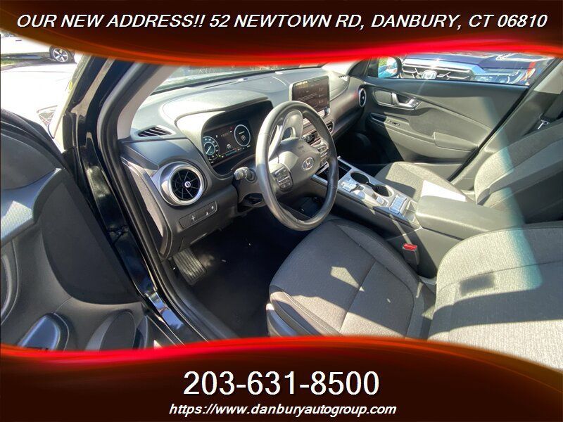 Used 2023 Hyundai Kona SEL w/ Cargo Package FWD image 12